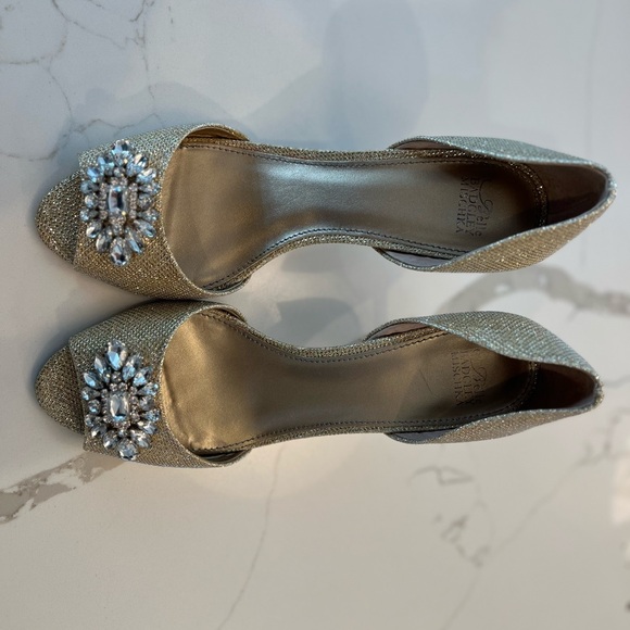 Badgley Mischka Evening Shoes - Picture 3 of 9